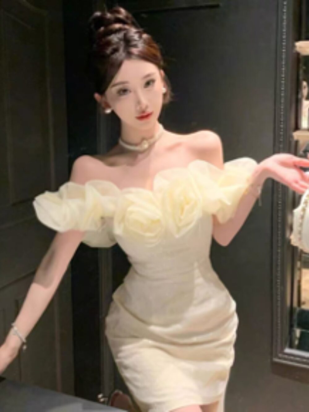 BUTTERCREAM BLOOM OFF-SHOULDER DRESS - Image 2