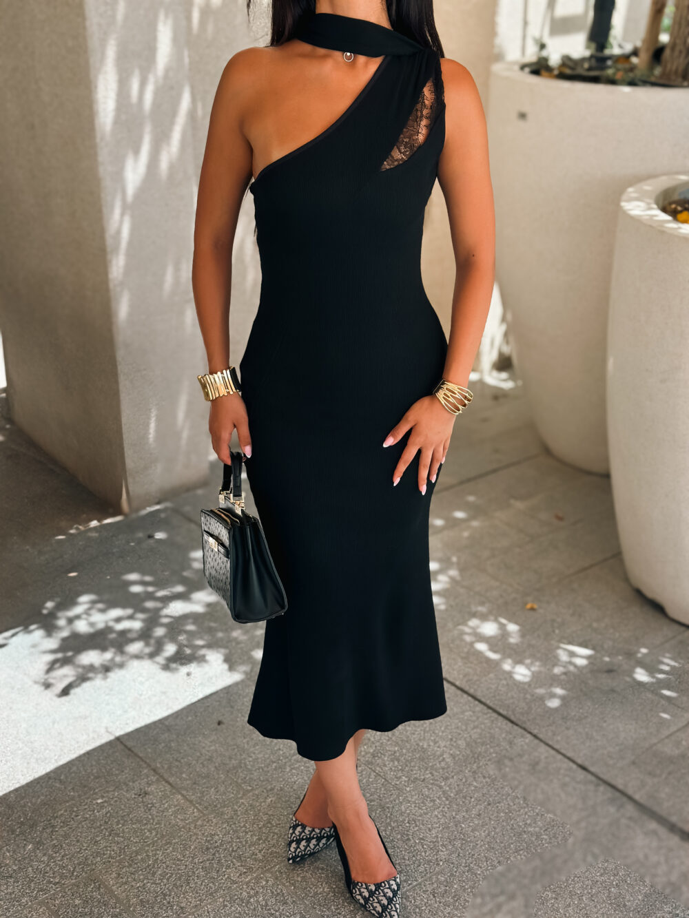 NOIR ONE – SHOULDER DRESS - Image 4