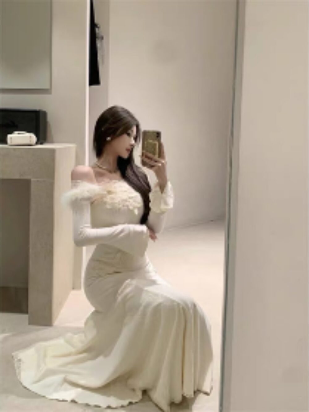 IVORY ORCHID ASYMMETRICAL LACE GOWN - Image 4