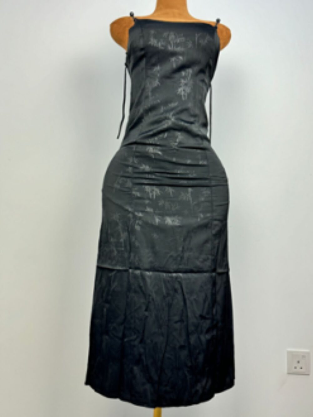 LUXE MINIMALIST SATIN SLIP DRESS - Image 2