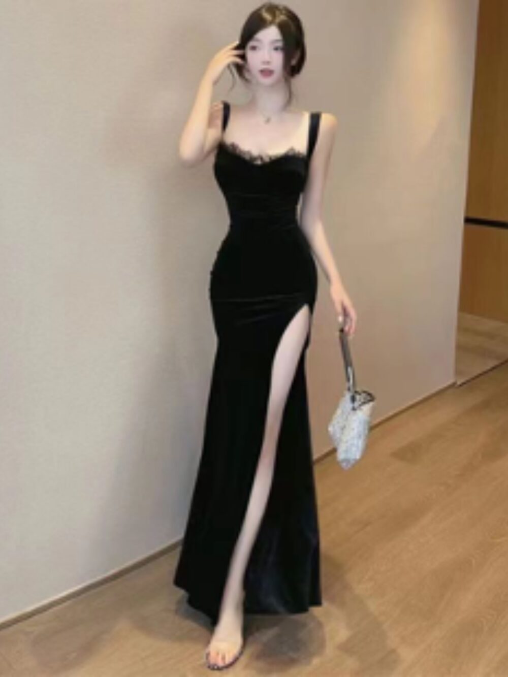SCARLET DESIRE VELVET GOWN WITH SIDE SLIT - Image 5