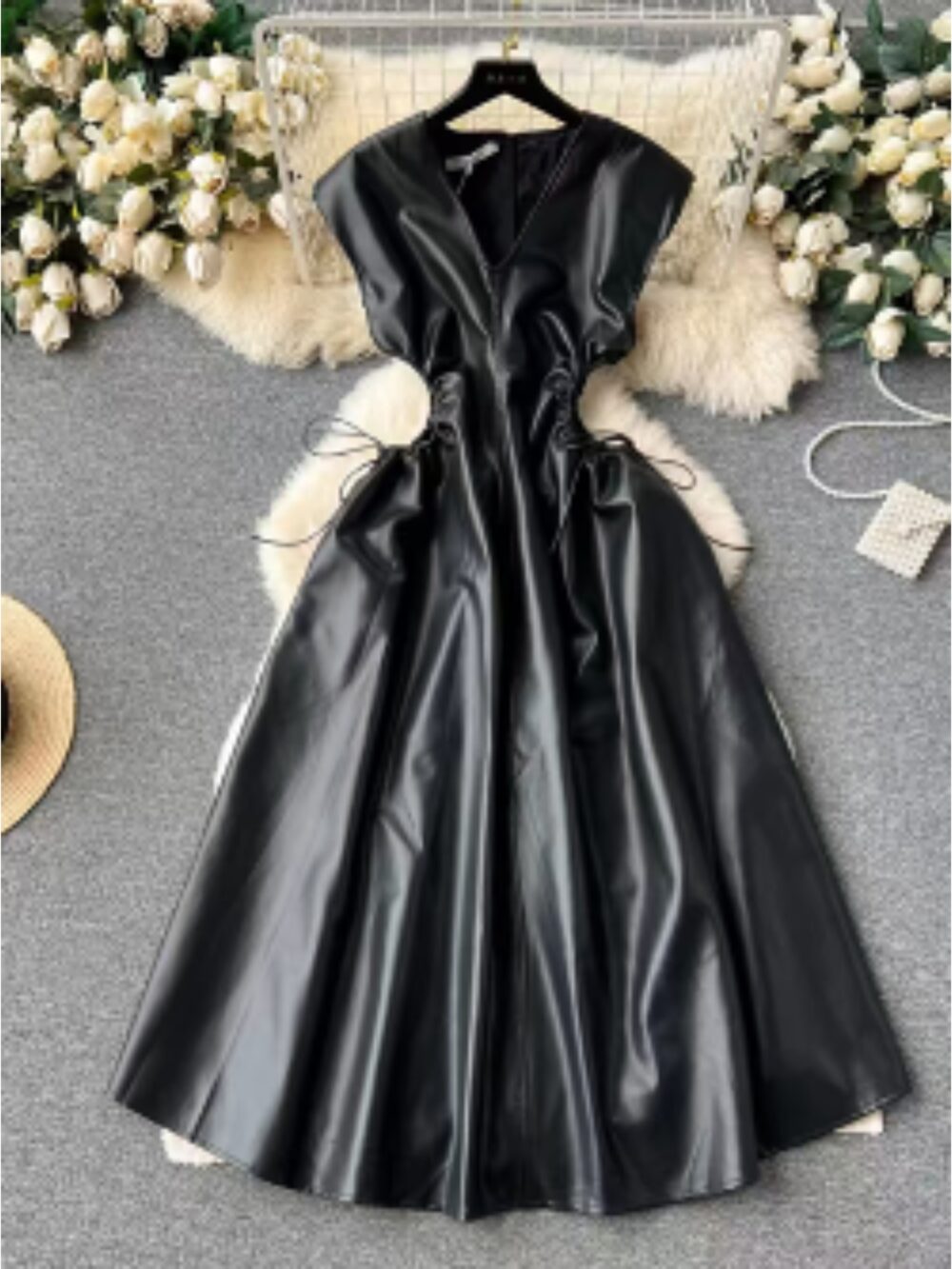 SCULPTED LEATHER MIDI DRESS - Image 3