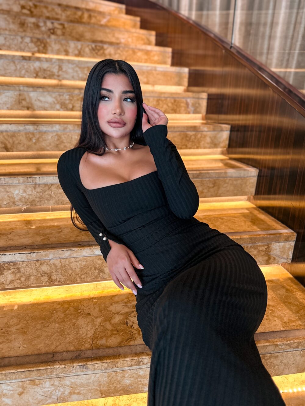 Velora Square - Neck Maxi - Image 15